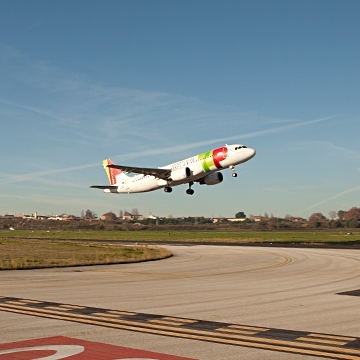 Lisbon Airport runway, Lisbon